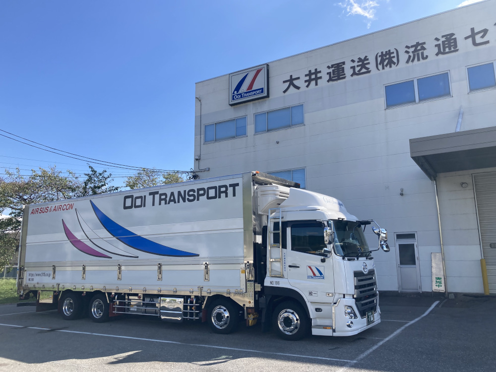 経験者が選ぶ、次の舞台。重量物・精密機械輸送の「職人」として、さらなる高みを目指せる理由。